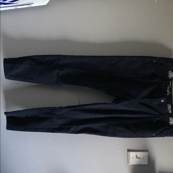 Reitmans navy jeans with designs on thighs - Picture 1 of 5